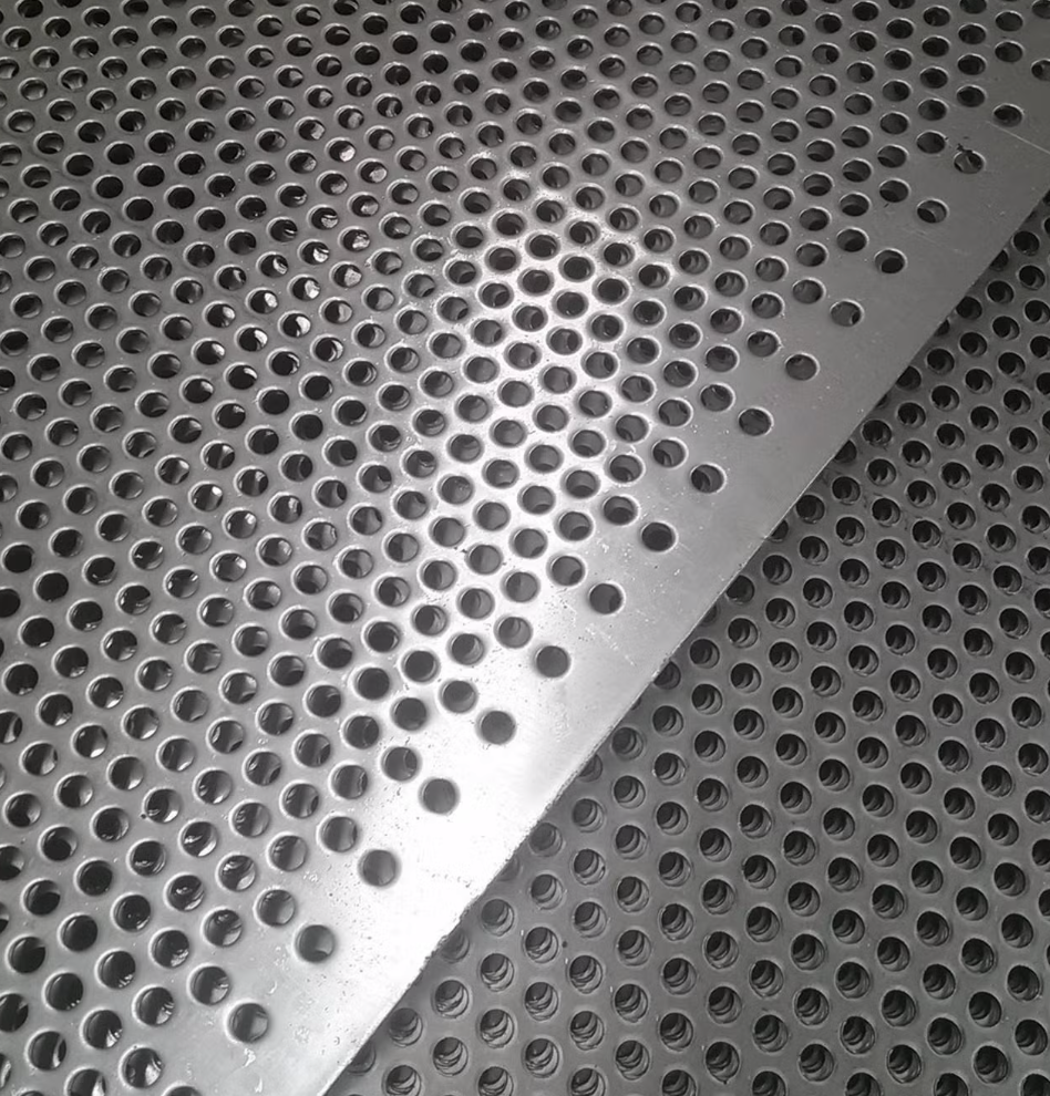 ALUMINIUM PERFORATED SHEET 2' X 3' 4MM HOLE