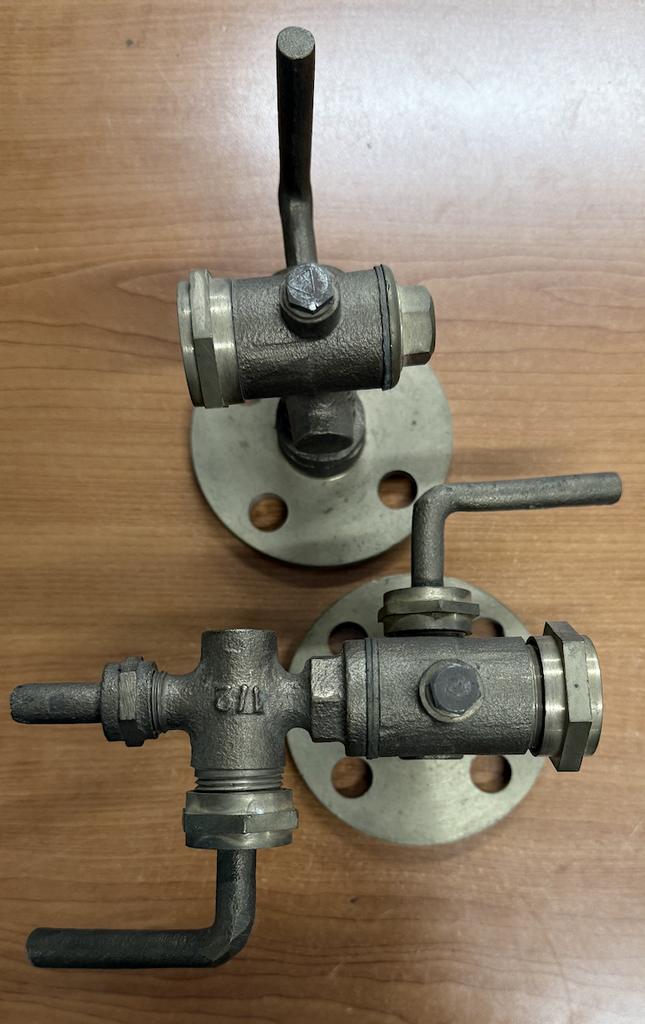 GAUGE GLASS ASSEMBLEY 1/2" FLANGED